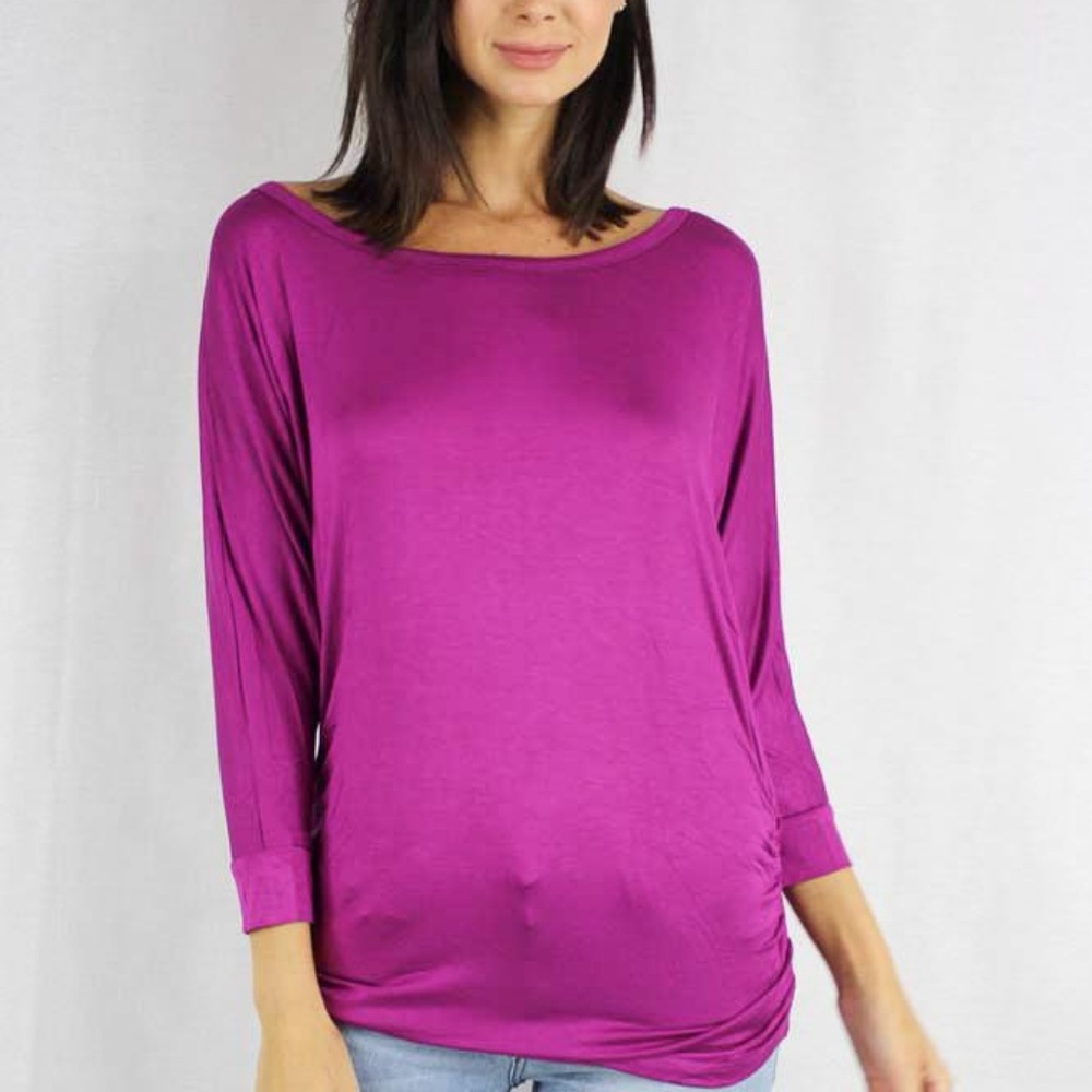 LONG SLEEVE FITTED SCOOP NECK TOP